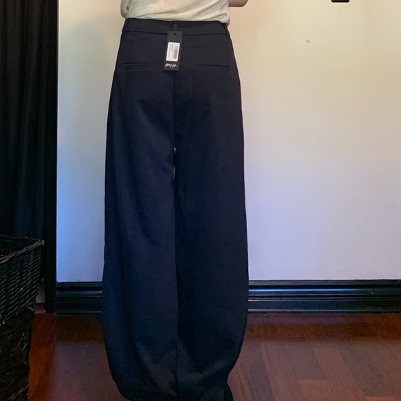 Nasty Gal oversized baggy navy blue trousers with pleats. Size M. New with tags. - Picture 5 of 5